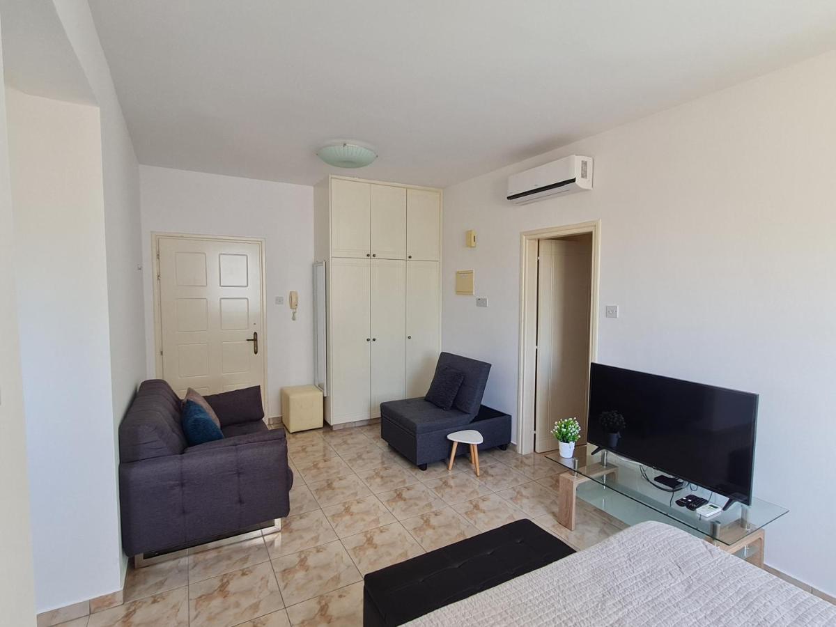 Laertis 2 Complex, Studio Apartment 106 - By Imh Travel & Tours Paphos Eksteriør bilde