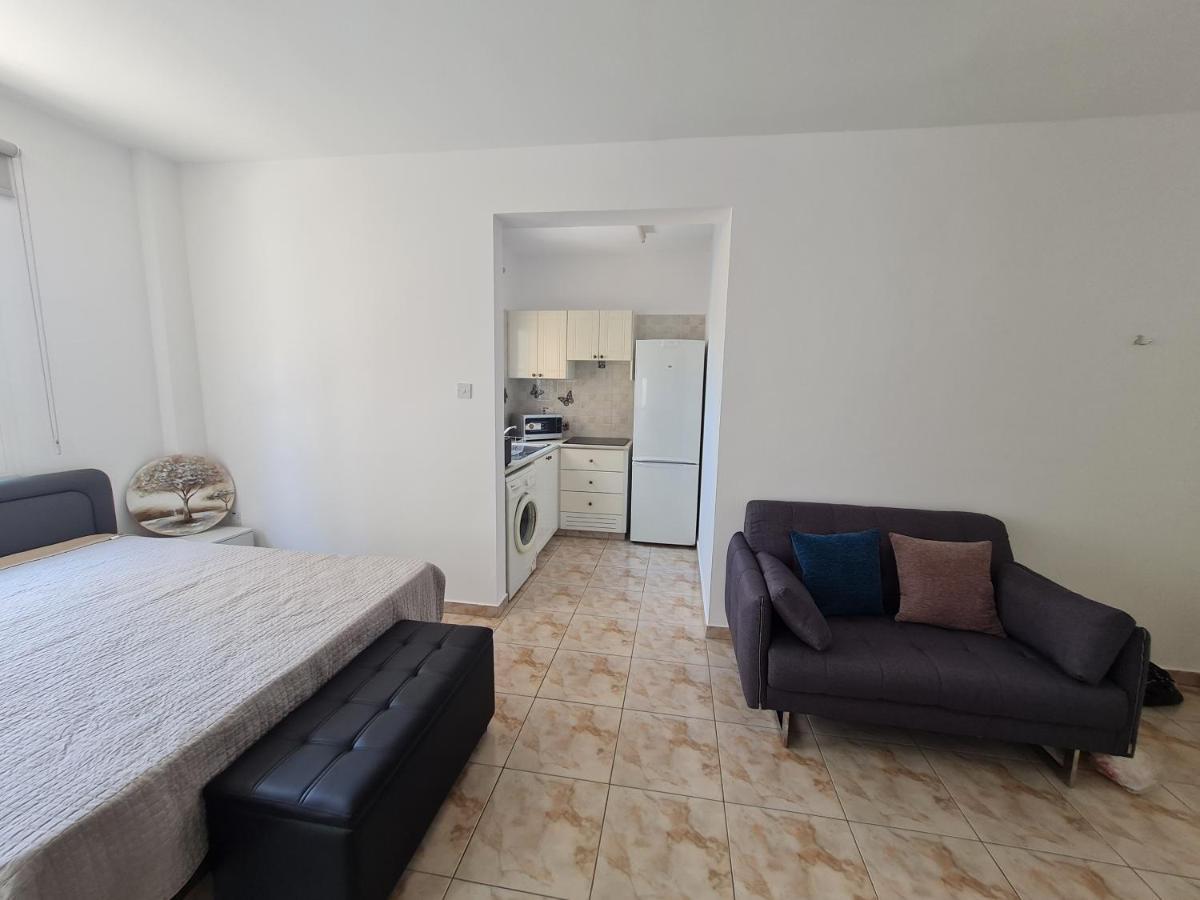 Laertis 2 Complex, Studio Apartment 106 - By Imh Travel & Tours Paphos Eksteriør bilde